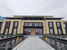 一梯二户洋房8楼 房东年底急用资金发工资,4房2卫