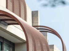 位于渝中区高处朝南看江格局分明跑道大阳台带2个车位