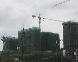 金地格林云上4室2厅南北