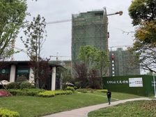 荣融雍泽公馆 3室1厅 东南