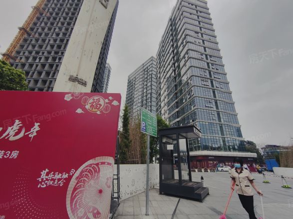 逸合中心公寓实景图