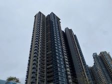 石龙热门小区,新鸿基珑汇,看江三房