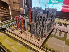 新小区,南北通透四居室,双气,精装修,业主诚心卖