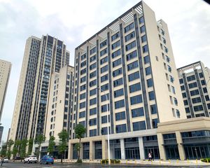 中铁城鉴湖栖郡3室2厅南