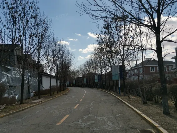 西湖小镇·国翠园怎么样:这家开发商还行,交房一般.