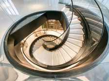 首排江景宽厅三房,精装修,小区环境好