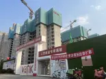 项目北侧在建工地