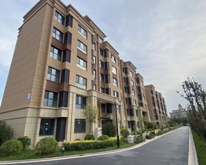 百郦学府3室1厅南北