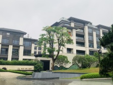 全新未住 云山壹号 400平5居 南向豪华装修 着急出售