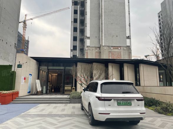 德商&石榴·春和天骄实景图