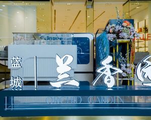169平四房三卫新装未入住楼层户型佳