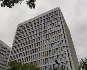 南北通透大两居配套齐全交通便利绿城物业
