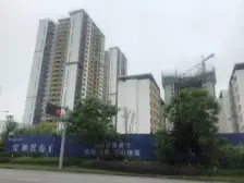 正四房三卫,小区配套设施齐全,