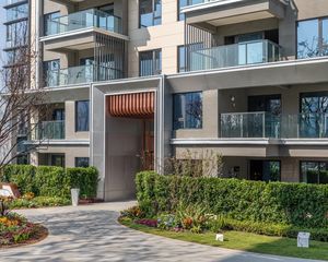 金科博翠湾 4室2厅 东南 南