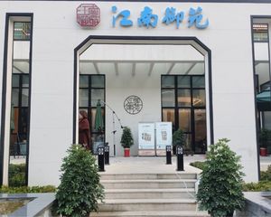 房子是好楼层采光好,视野开阔,楼间距宽无遮挡