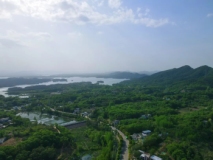 金海·伴山湖居贤山