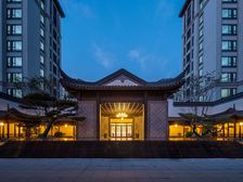 城投绿城·湖畔雲庐 4室2厅 南 北