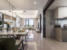 佘山望5室2厅南北