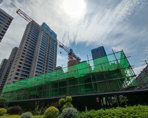 麓谷山湖郡4室2厅南