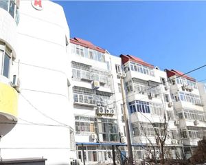 礼贤街南北通透三居室诚意出售高楼层
