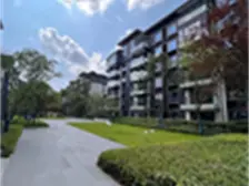 万科边户精装修,诚心出售,随时看房。