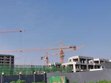 华地鸿顺天泰城4室2厅南