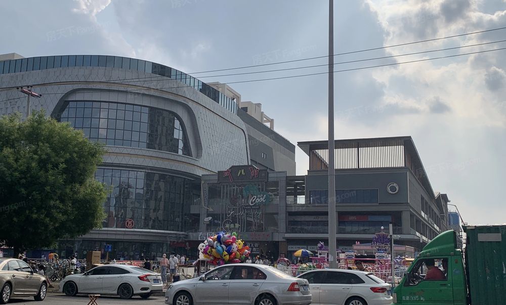 远洋城小高层总高15层的毛坯3室2厅1卫南北通