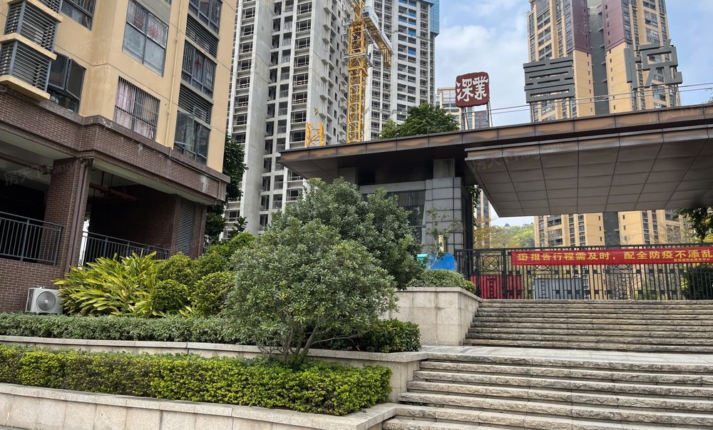43平3居 南北向精装修 方便看房,惠州仲恺惠环深业喜悦城二手房 三室