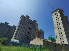 小区视野好,采光好,采光足,配套设施全,交通方便