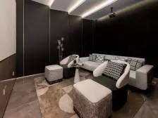 洋房五楼,带车位,南山湖板块,绿城开发商