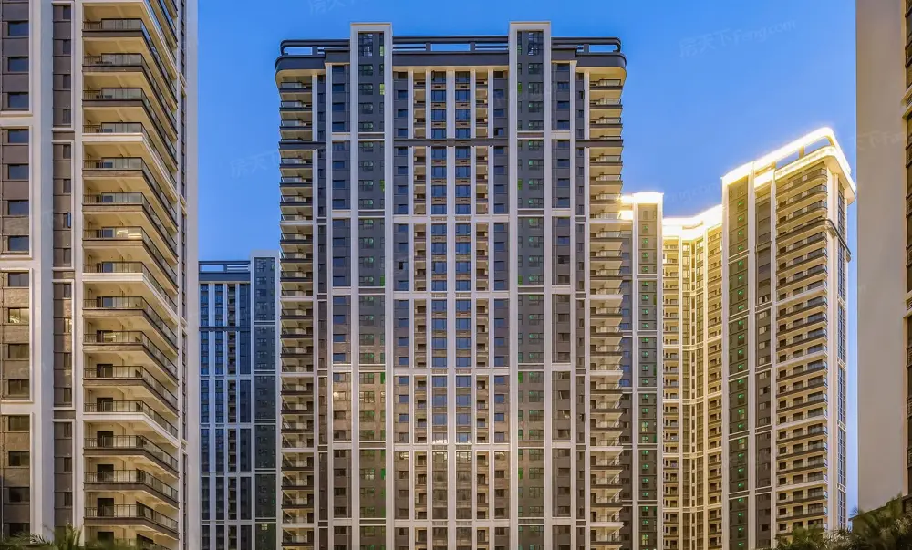 中空三层复式 赠送50平私人大露台,汕头龙湖东海岸海璟天翡二手房 六