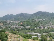 南滨路轻轨房 聚丰南滨江宸次新客厅挑高