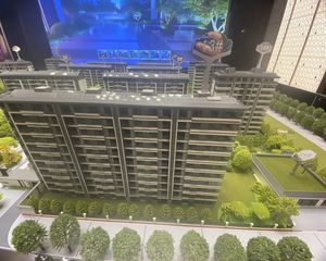 此房是商品房,楼层好,落地阳台,采光视野良好