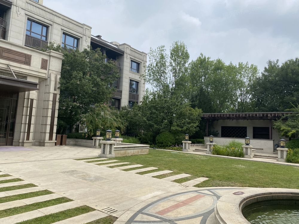 小区相关图