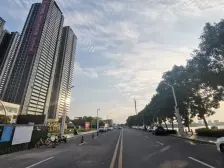 4房2卫 诚心出售 景观视野采光好朝南