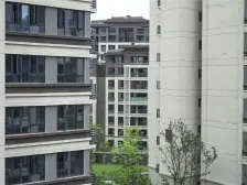 大滨路洋房社区户型方正配套齐全