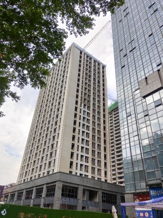 云峰中心2期商住楼实景图