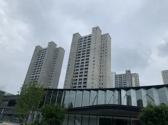 万科北宸之光实景图