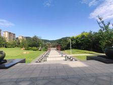 顶加阁楼 使用面积 大 封闭小区