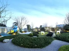 新楼盘,端头前排临湖洋房,一楼