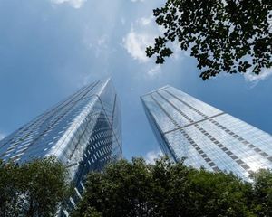 阿玛尼艺术公寓3室2厅东南