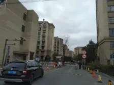 小区环境优美。总高8花园洋房.户型方正。