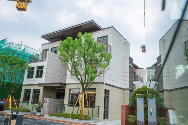 佳兆业汤泉驿商住楼
