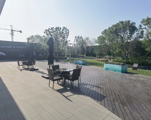 出售锦绣花园大两居省大税好户型好楼层带装修