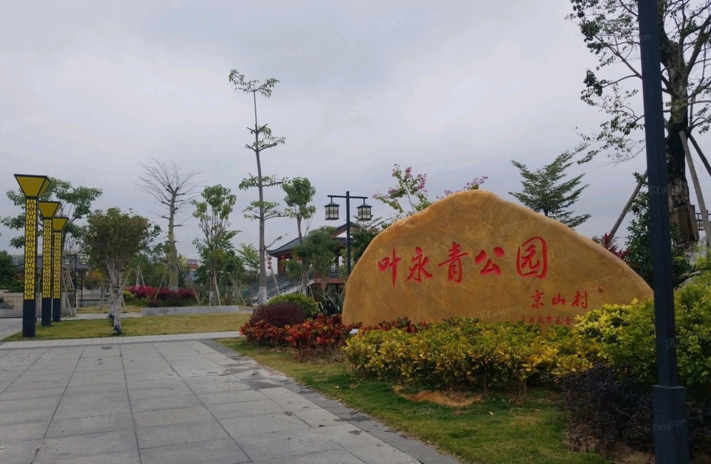 万润中心周边配套