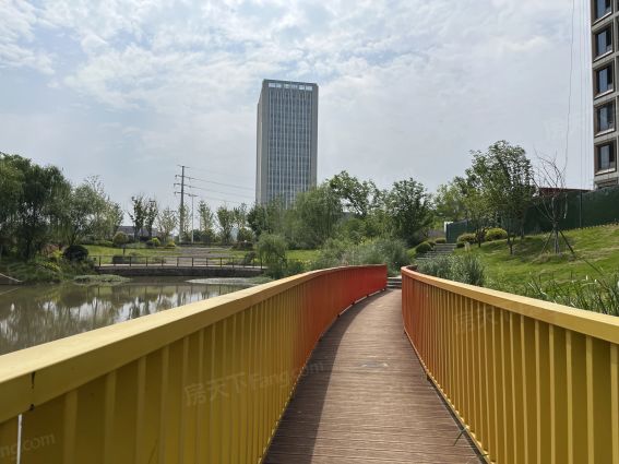 伟鹏·硅谷小镇怎么样:这家开发商还行,交房一般.-武汉房天下楼盘点评