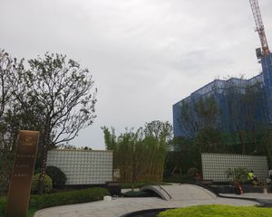 伊河湾宽厅连通大阳台改善四居通透采光视野号好