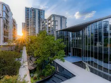 北滨路上,次新盘,轻轨,校园,50米距离