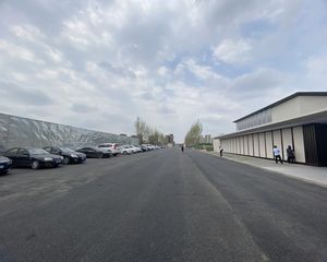 公园和御2室1厅南北