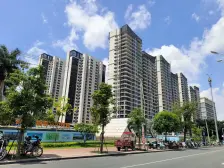 五象新区 保利明玥江山 地铁口 精装 四房 楼层采光好